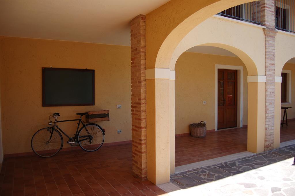 La Vecchia Fornace Hotel SantʼAnna Arresi Exterior foto
