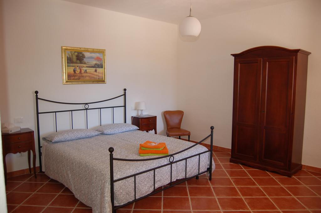 La Vecchia Fornace Hotel SantʼAnna Arresi Exterior foto